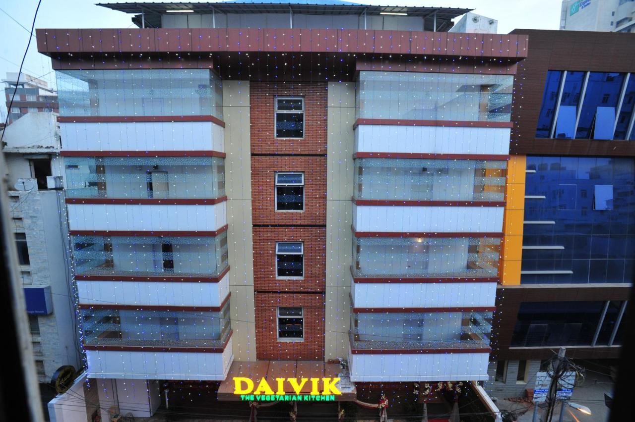 Hotel Dr Rajkumar International Bangalore Room photo
